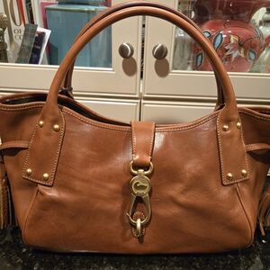 🤎🤍🤎 Dooney & Burke Satchel Elegant Brown Leather Handbag🤎🤍🤎